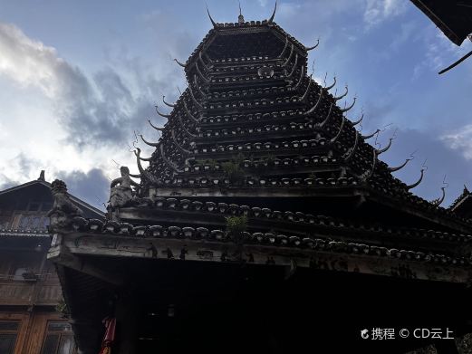 礼团鼓楼