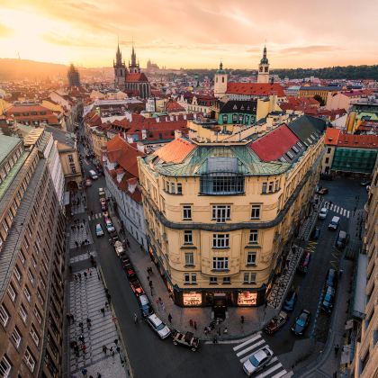 奥地利+捷克+匈牙利+斯洛伐克+德国14日跟团游