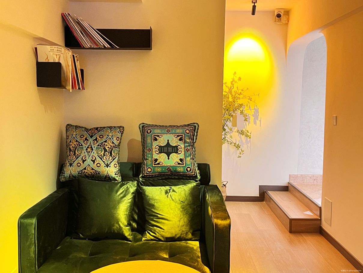 Gallery 2