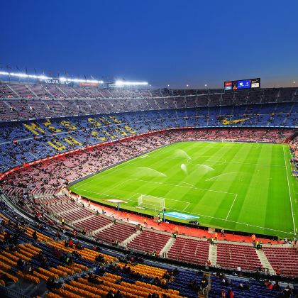 西班牙巴塞罗那+诺坎普球场+加泰罗尼亚国家艺术博物馆6日5晚拼小团