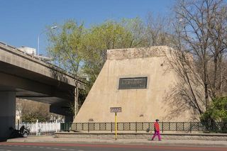 看北京古城遗痕，叹山水转圜沧桑之二（元城墙）