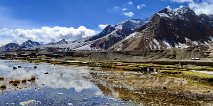 納赤台清泉（崑崙泉）