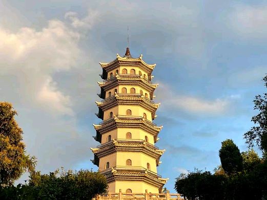 文峰塔景区