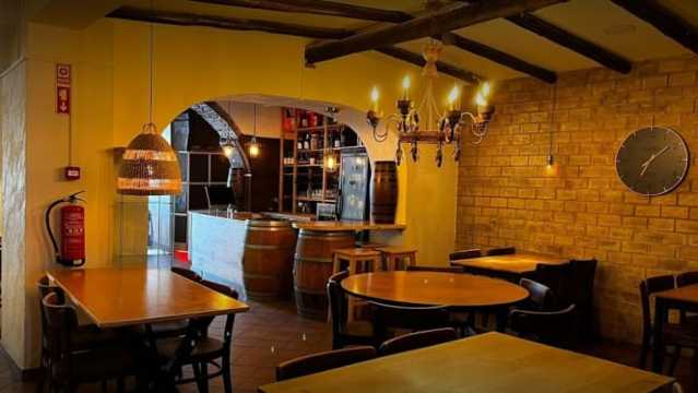 Mira Restaurante & Tapas