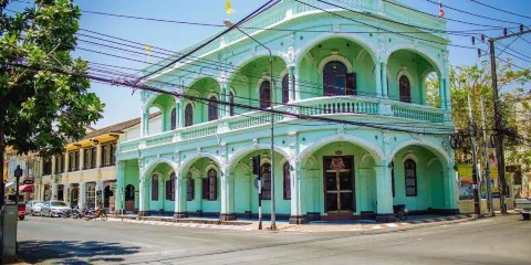 ＭＡＲＣＨＥＮ交叉點