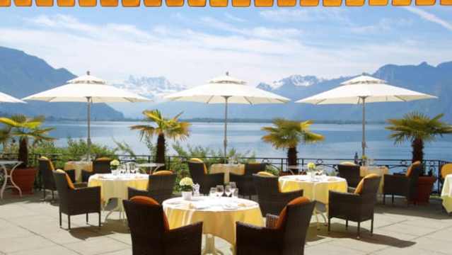 Golf Hotel Rene Capt餐厅图片