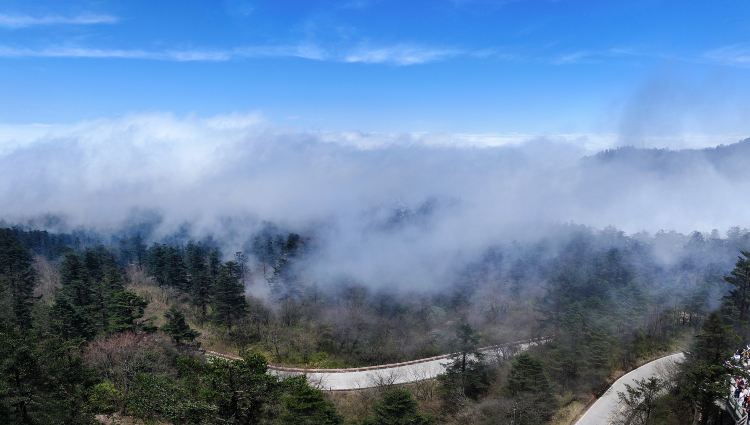 Leidong Plateau (Economical stays, breathtaking natural vistas, essential stop for mountain explorers)