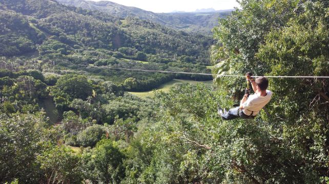 飞越丛林探险乐园
