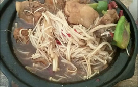 泉碗香黄焖鸡米饭(南乐总店)
