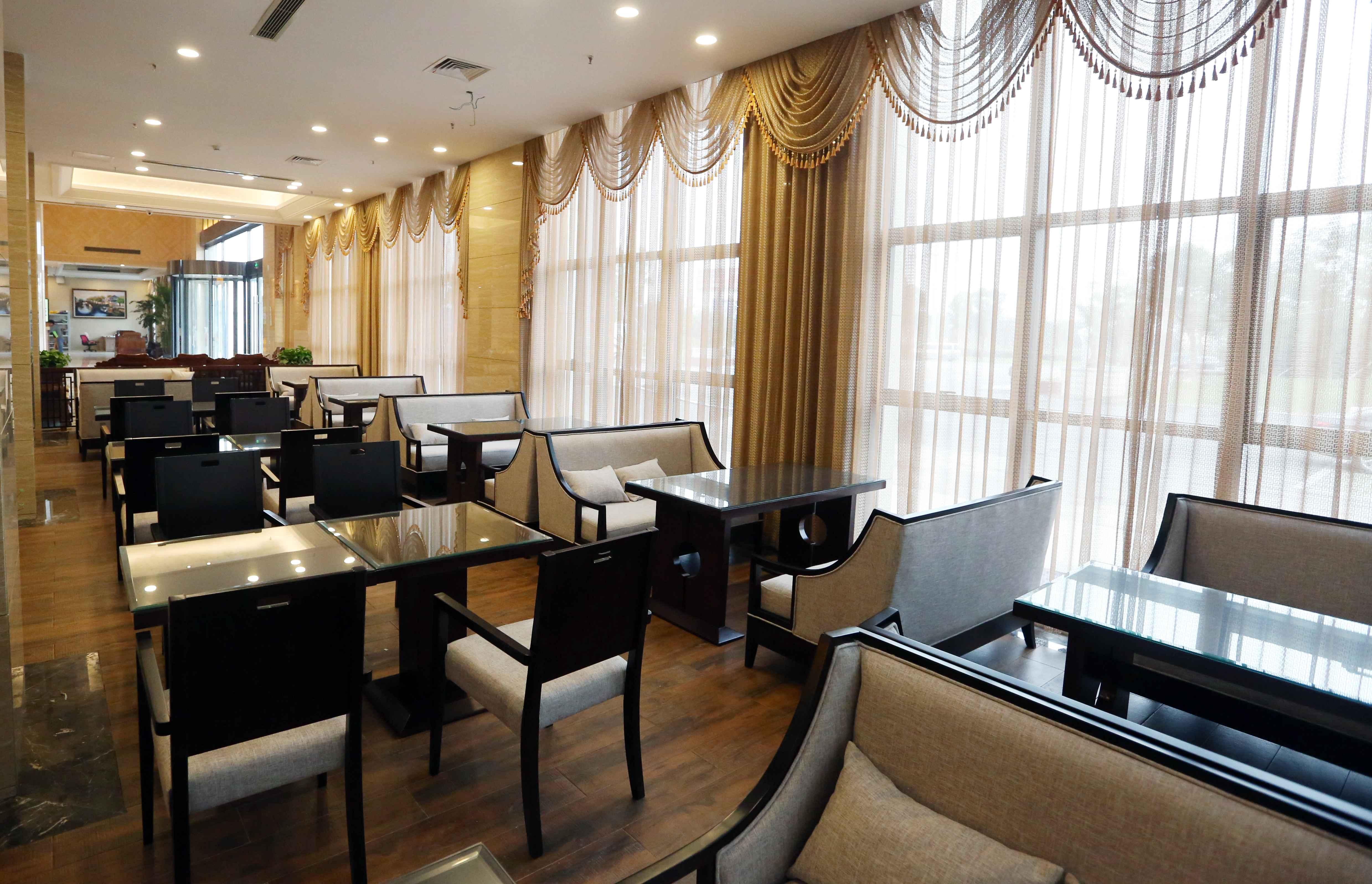 长江口假日酒店餐厅·宴会厅(太仓浏河店)