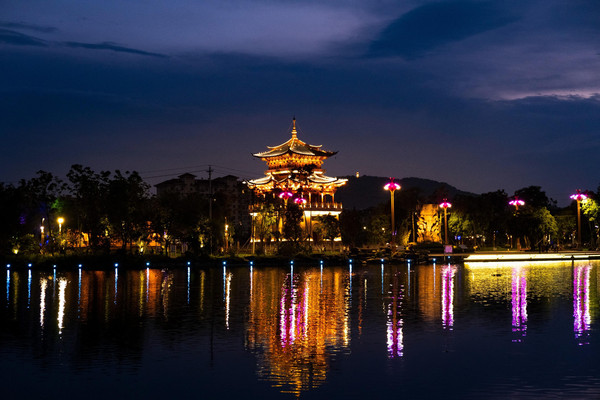 云南腾冲的春夏秋冬:四季有花园 处处是景点