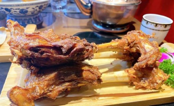 蒙古人烤羊大师(东风大街店)