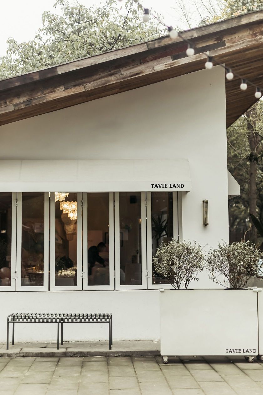 TAVIE LAND塔未