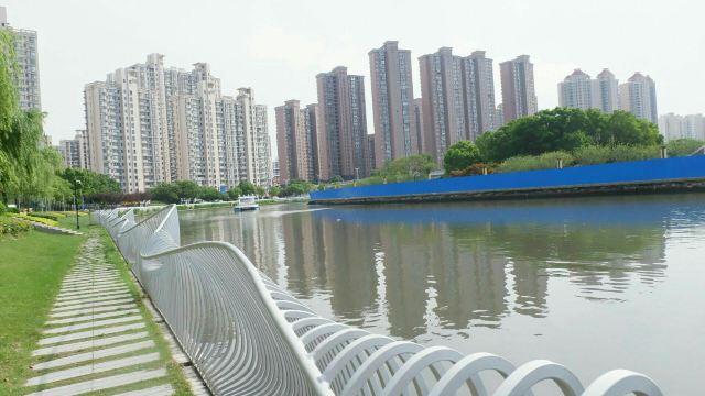 虹桥河滨公园