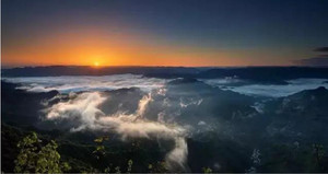 彭水游记图文-炎炎夏日烈日灼，十里乌江享清凉——养生避暑游