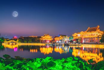 清明上河园+开封包公祠+汴梁小宋城一日游【郑州出发】【船游御河，全方位体验古都魅力】