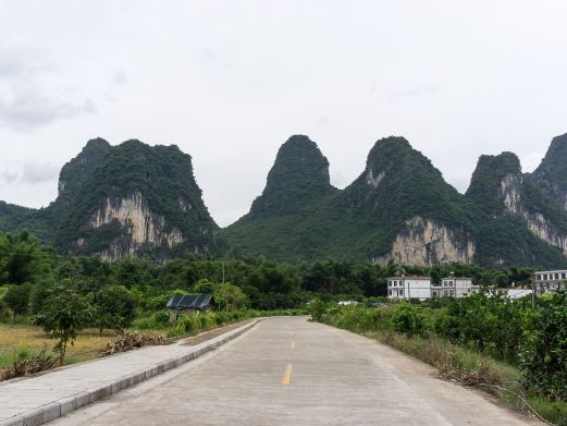 九马画山