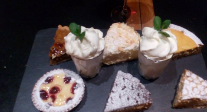 Einstein cafe & bel etage餐厅图片