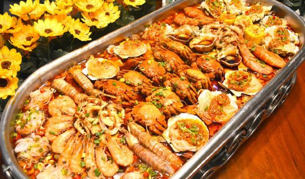 2016海鲜航母烧烤城(双树农贸市场店)