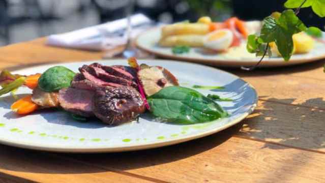 Arsenaal 1824 Grand Café & Restaurant餐厅图片