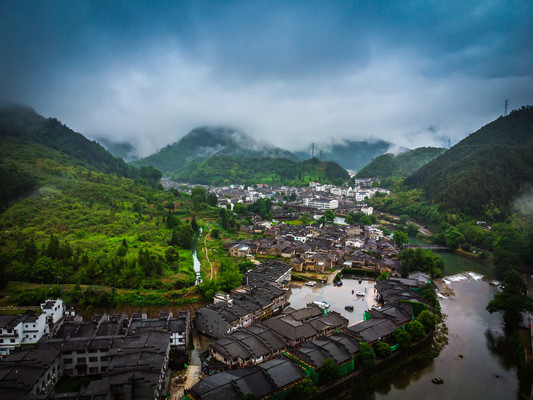 自驾景德镇|“烟雨青瓷里,千年陶瓷都”来一场与瓷器的邂逅之旅