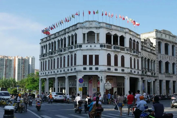 在海口旅游到海口国新书苑，100元就能一整天品尝多种美味？你没听错