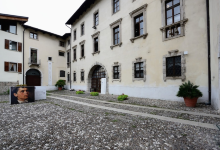 Biblioteca e Fondo Antico 'B. Emmert'景点图片