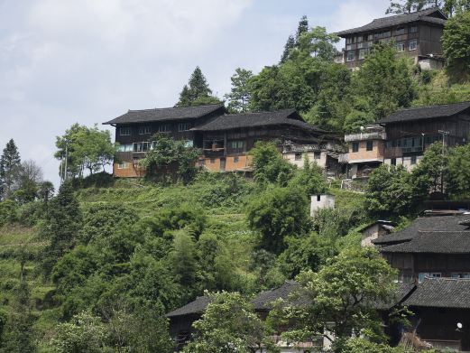 季刀苗寨