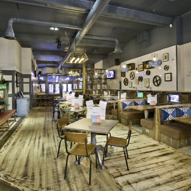 The Distillery餐厅图片