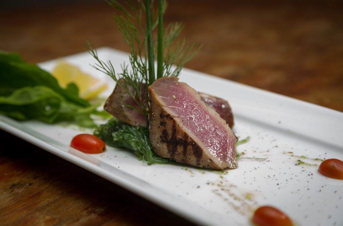 EAT Bar & Grill Restaurant Karon餐厅图片