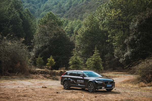 驾驶沃尔沃V90 Cross Country一起寻觅彩云之南里另外的一抹神秘色彩