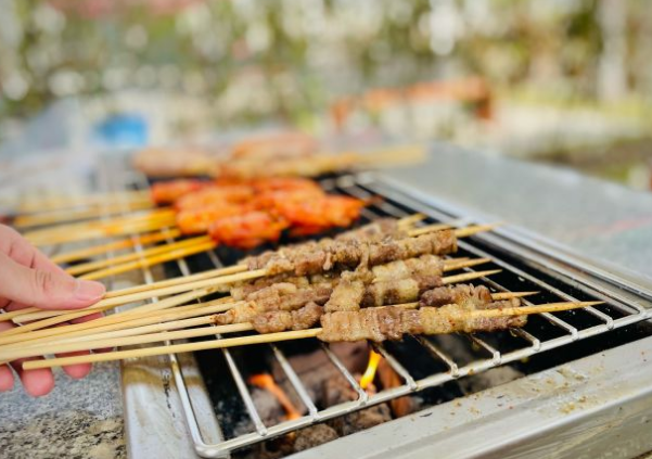 樱花烧烤园(顾村公园店)