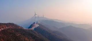 2-Day Guigang Tour: Pingtian Mountain's natural beauty, Jiuling Lake's serene views
