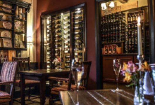 Restaurant at Shibden Mill Inn美食图片