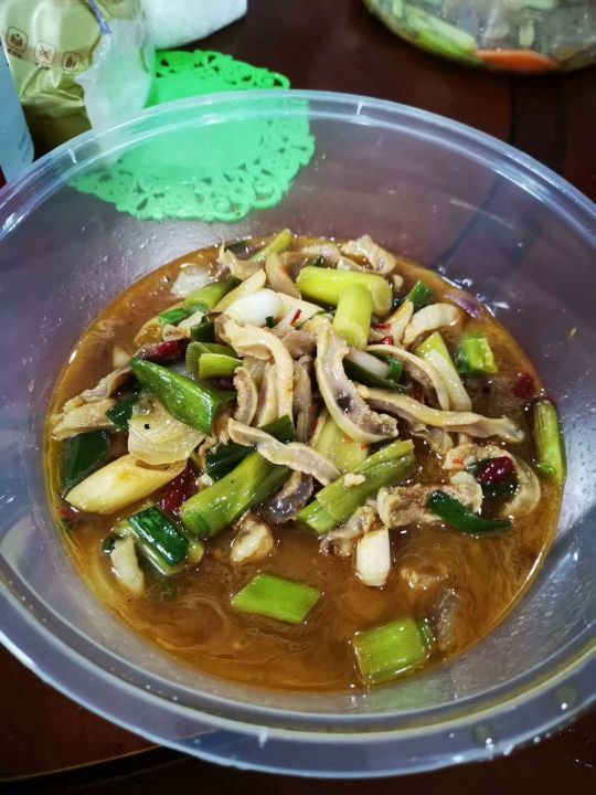 Salut Seafood Restaurant