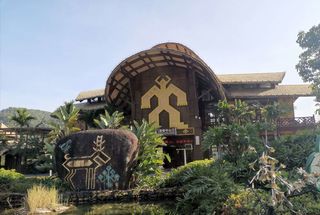 走进海南的“敦煌壁画”,感受浓郁的民族风情