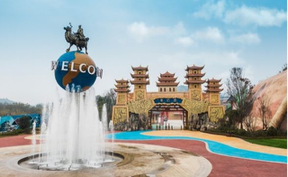 大英死海、丝路奇幻城、郪江湿地公园纯玩二日游