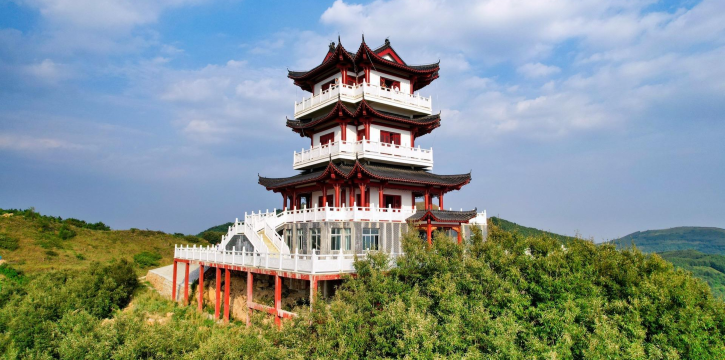 三贤山