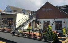 The Elm Tree Inn餐厅图片