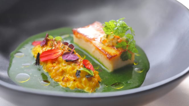 Restaurant de l'Hostellerie du Chateau des Fines Roches