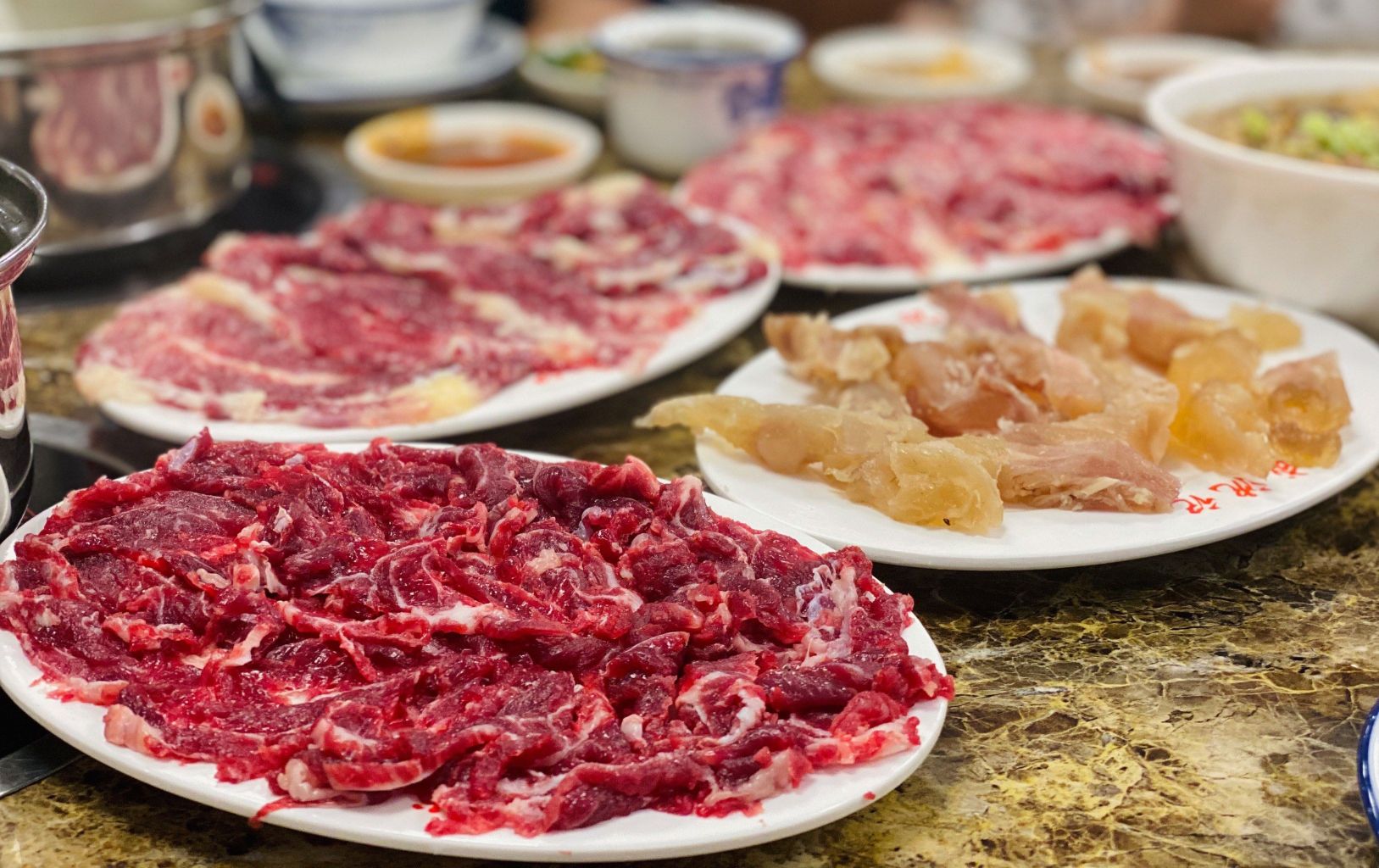 龙盛沈记牛肉火锅城(总店)