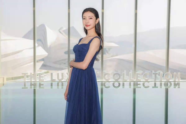 豪华精选“环球旅行家”谭元元造访长沙梅溪湖金茂豪华精选酒店