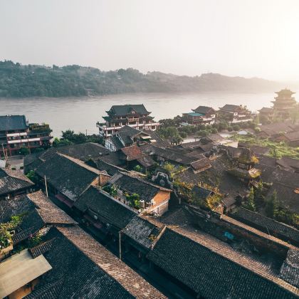 宜宾蜀南竹海+李庄文化旅游度假区+四川省宜宾五粮液酒厂3日2晚私家团