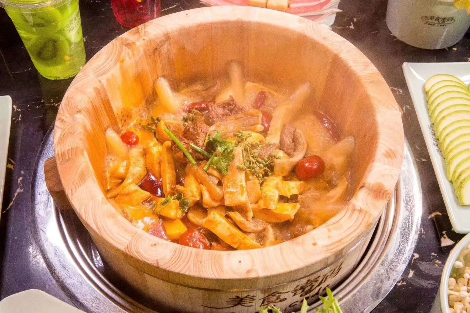 王掌柜木桶鱼丹霞店餐厅图片