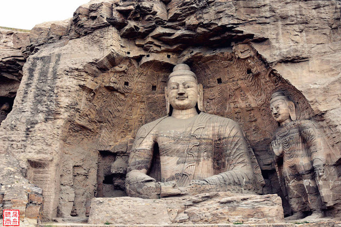 走進佛教與皇權聯姻的藝術寶庫雲岡石窟。