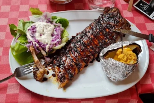 Mozart MORE THAN JUST RIBS