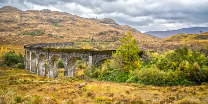 葛籣菲南高架橋