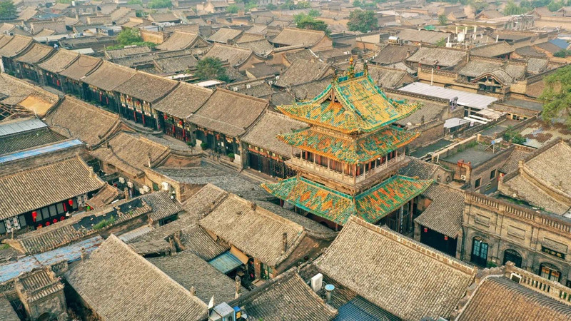 歷經千年的繁華古城平遙，如今卻有著別樣的閒情逸致。