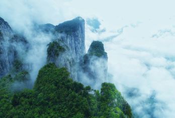 恩施鹿院坪一日游【◆指定酒店接】【恩施部分酒店免费接，火车站、高铁站均可上车】