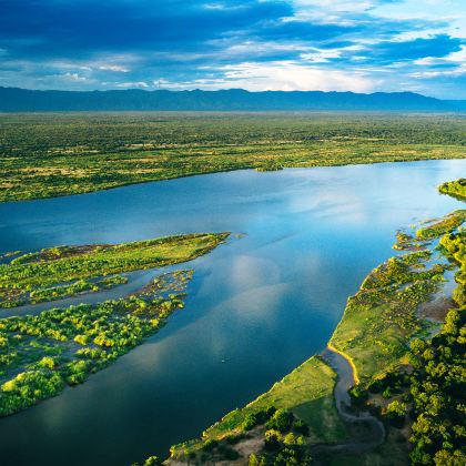 纳米比亚+南非+津巴布韦+博茨瓦纳+赞比亚17日跟团游